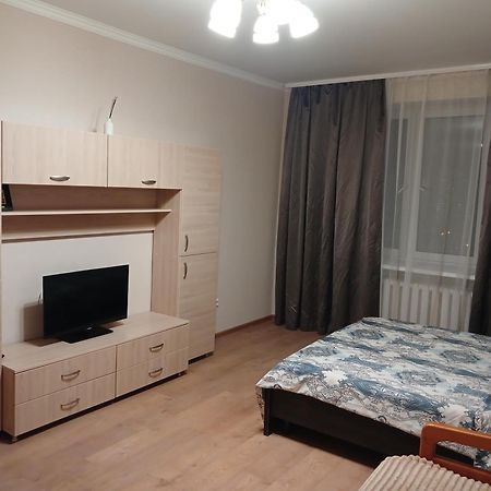 Cosy Flat Apartment Киев Екстериор снимка