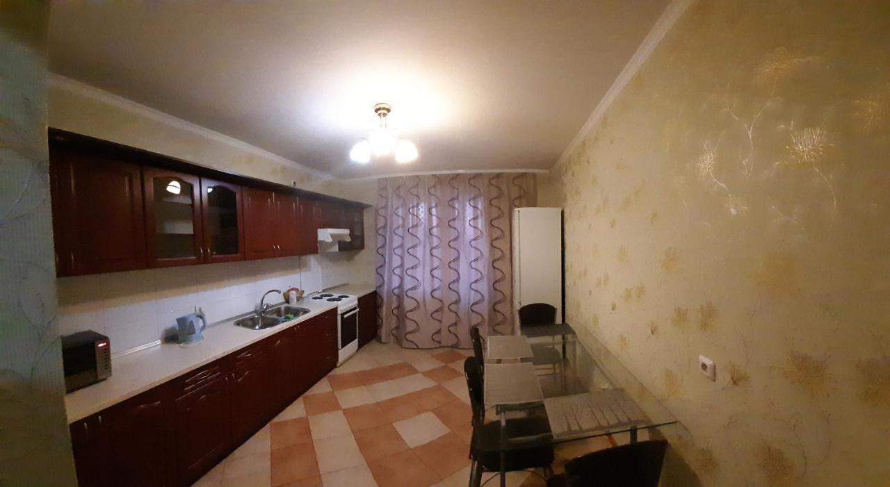 Cosy Flat Apartment Киев Екстериор снимка