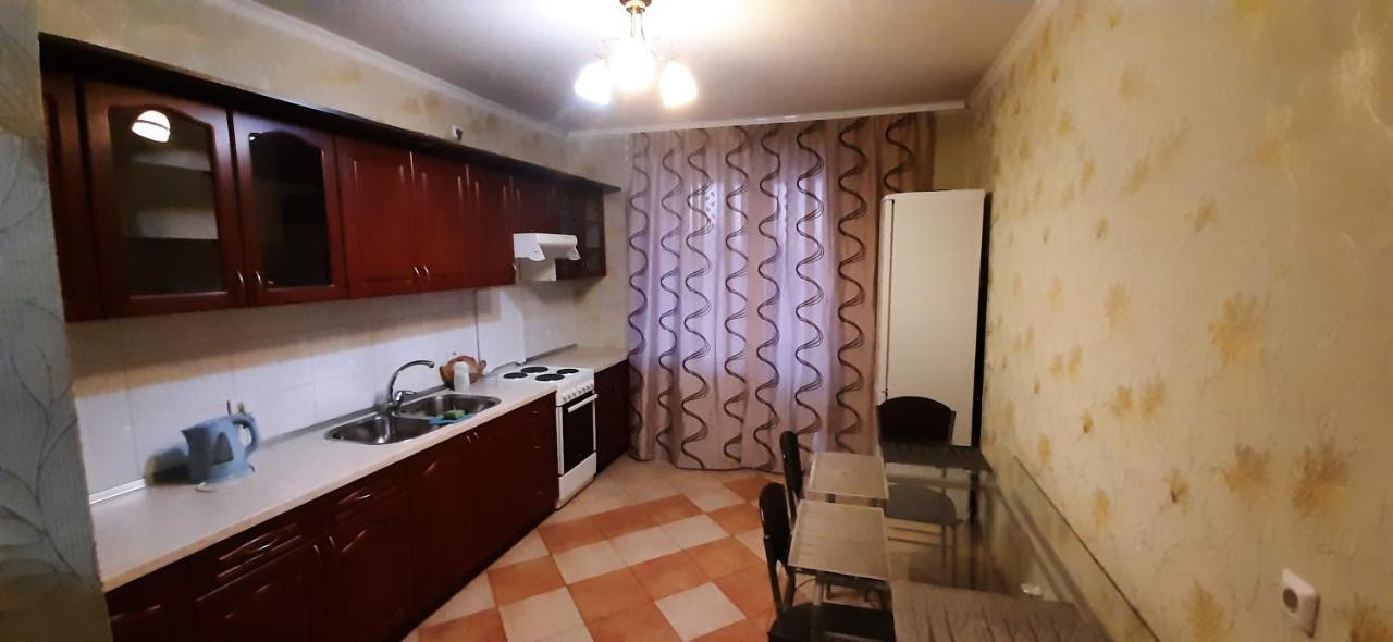 Cosy Flat Apartment Киев Екстериор снимка