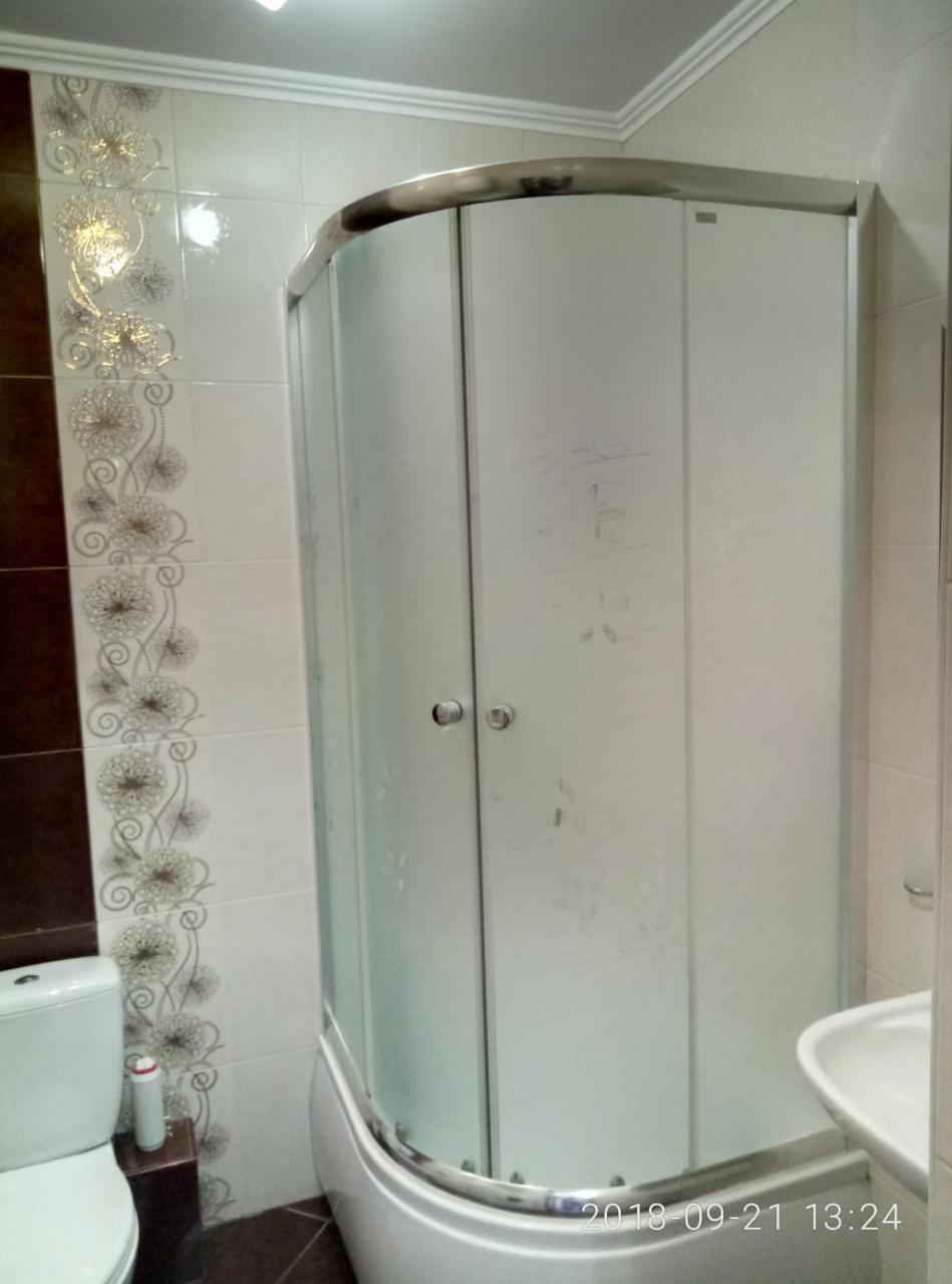 Cosy Flat Apartment Киев Екстериор снимка